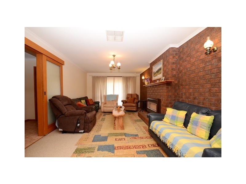 9 Merlinda Court, Wodonga VIC 3690