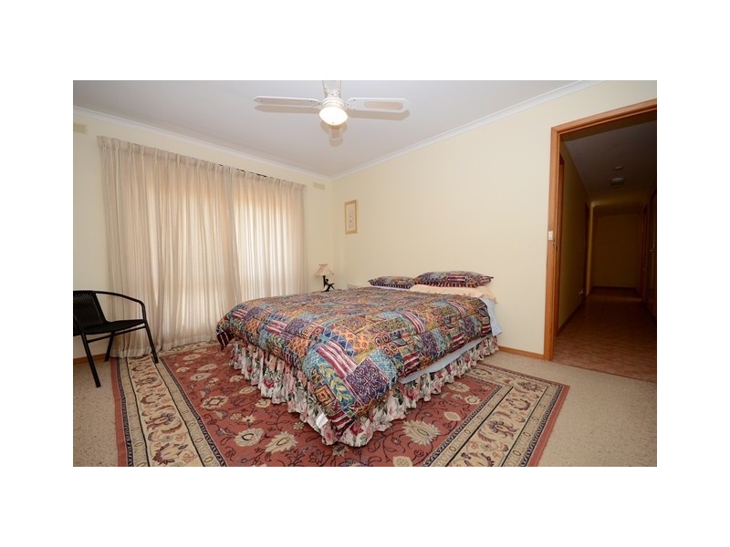 9 Merlinda Court, Wodonga VIC 3690