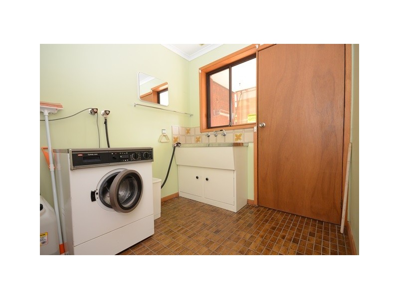 9 Merlinda Court, Wodonga VIC 3690