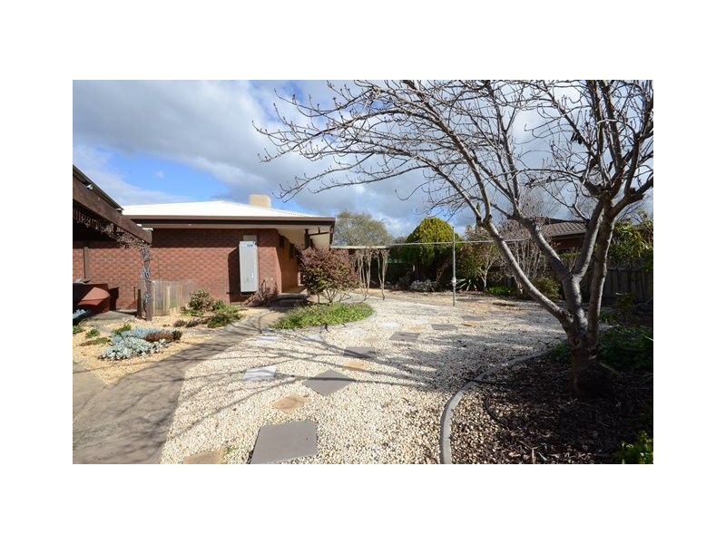 9 Merlinda Court, Wodonga VIC 3690