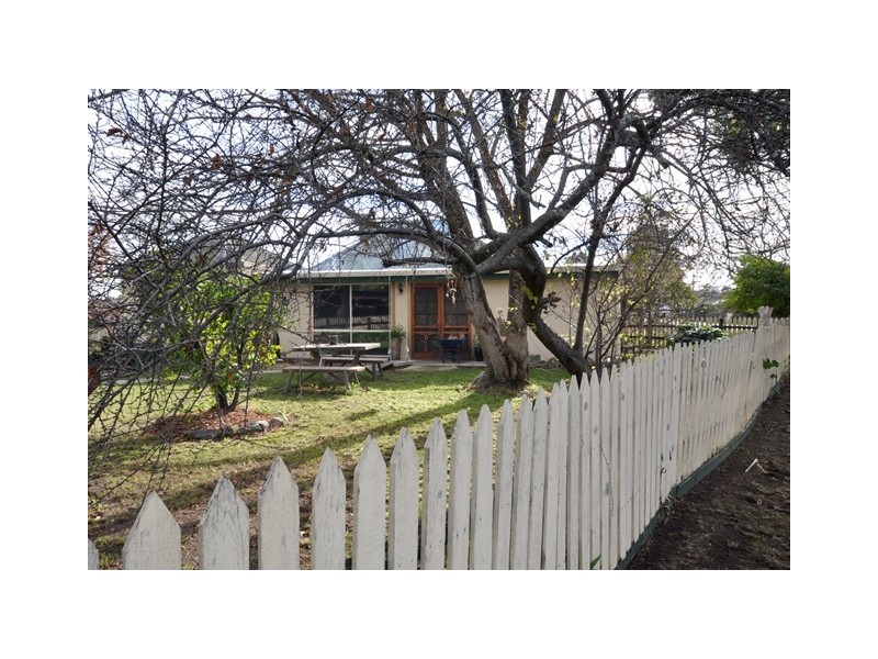 34-36 Nickless Street, Chiltern VIC 3683