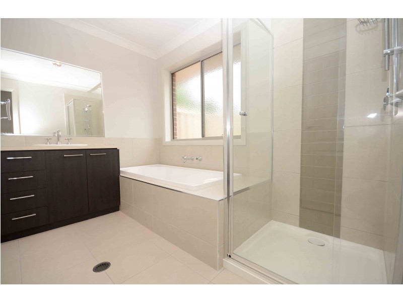 1 McSwiney Court, Wodonga VIC 3690