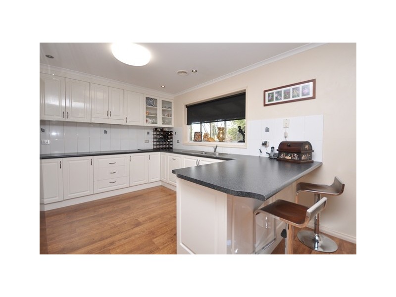 14 Victoria Street, Howlong NSW 2643