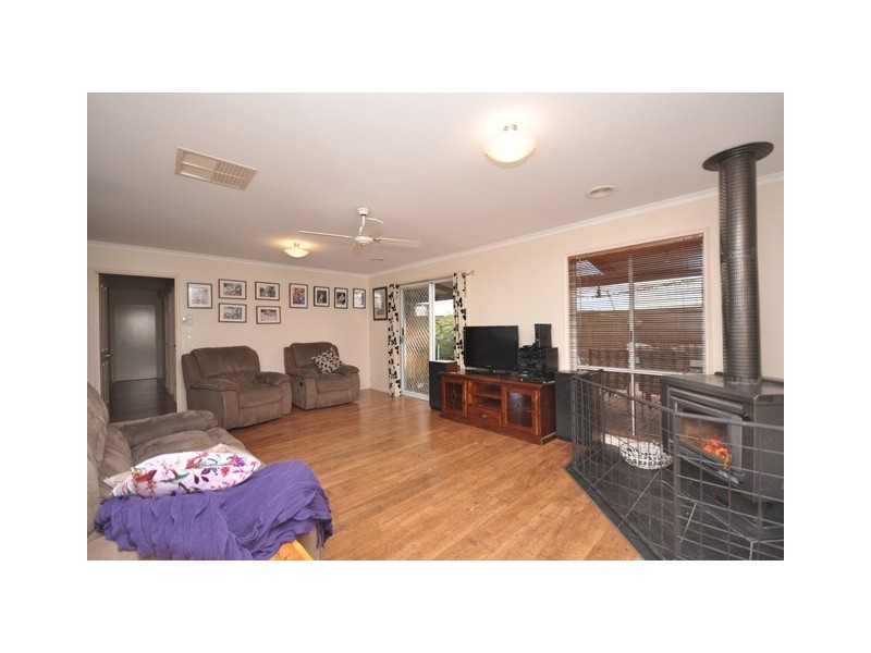 14 Victoria Street, Howlong NSW 2643