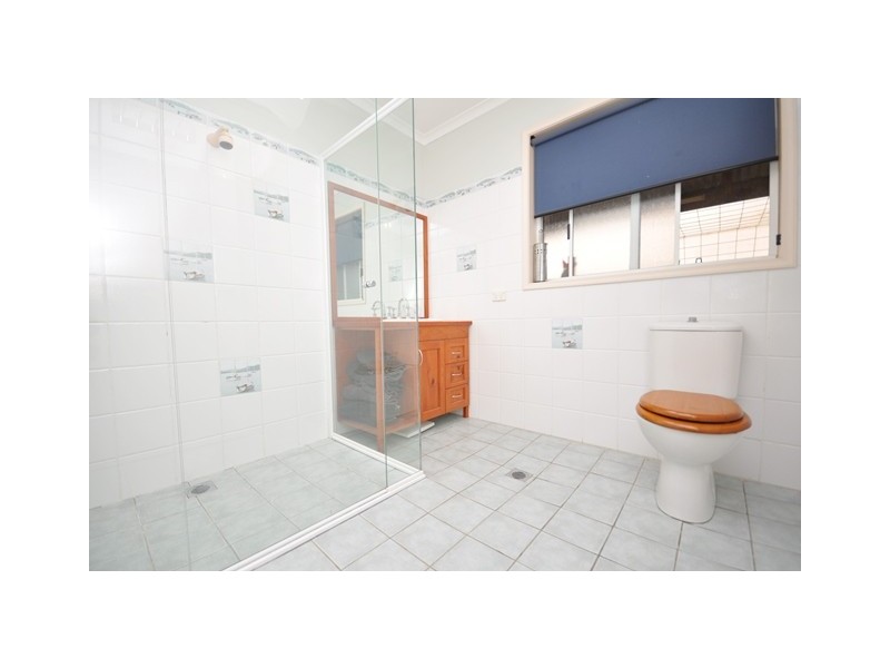 14 Victoria Street, Howlong NSW 2643