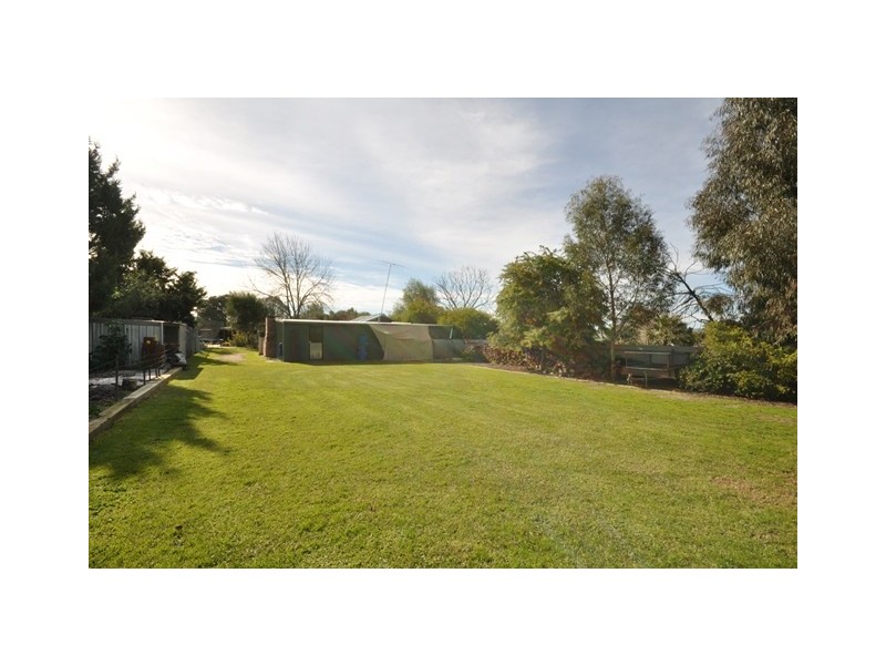 14 Victoria Street, Howlong NSW 2643