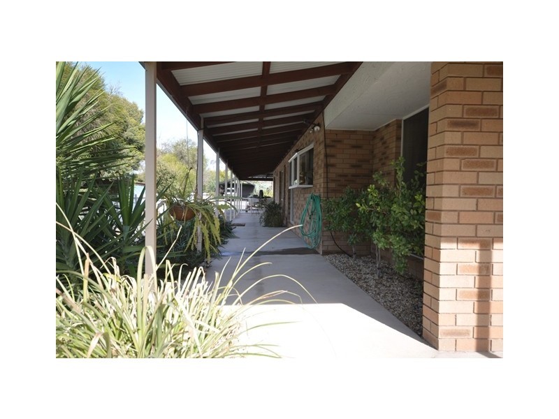 14 Victoria Street, Howlong NSW 2643