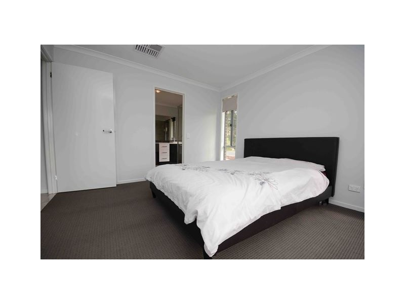 21 Rooney Avenue, Killara VIC 3691