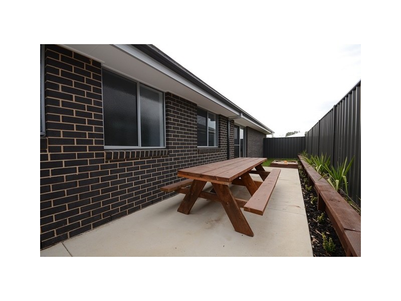 21 Rooney Avenue, Killara VIC 3691