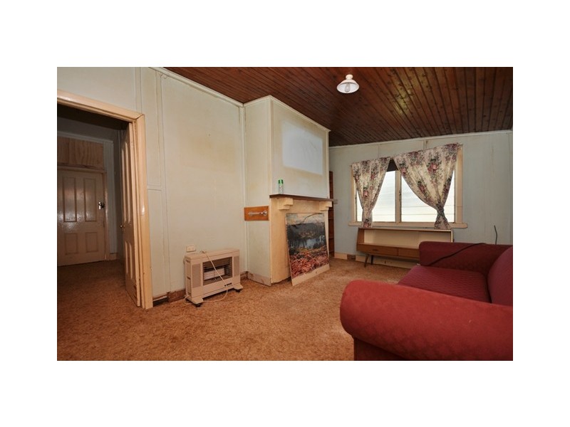 118 Jude Street, Howlong NSW 2643