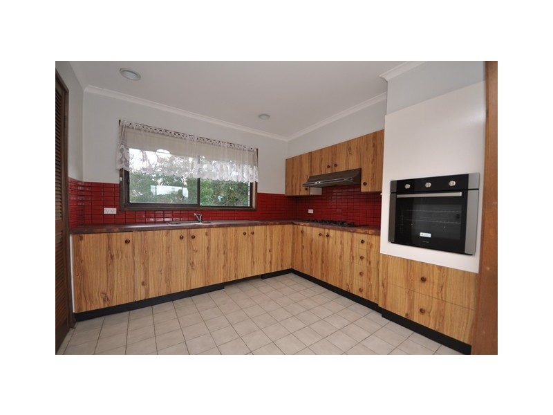 2/15 Barton Street, Wodonga VIC 3690