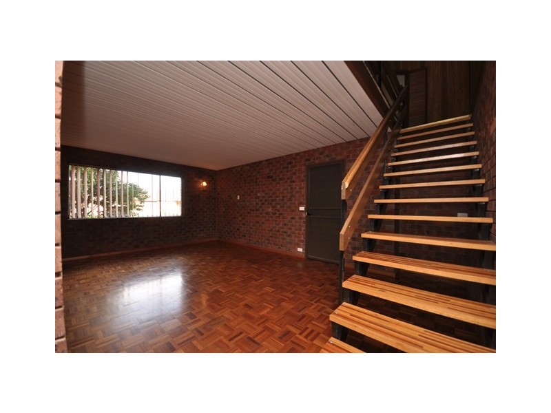 2/15 Barton Street, Wodonga VIC 3690