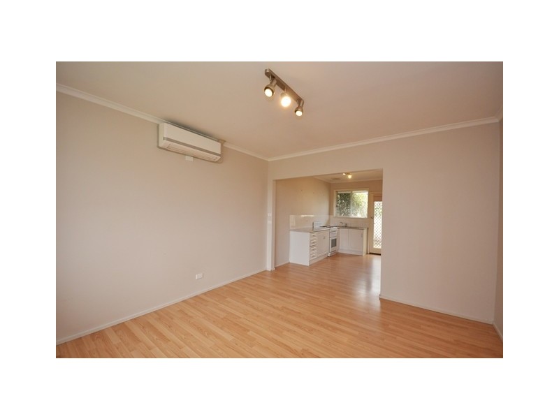 1-5/441 Douglas Road, Lavington NSW 2641