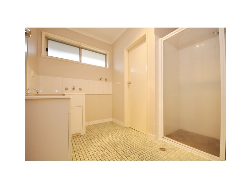 1-5/441 Douglas Road, Lavington NSW 2641