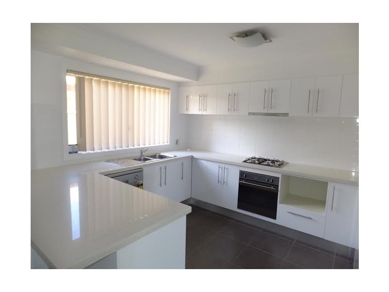 9 Britton Court, Jindera NSW 2642