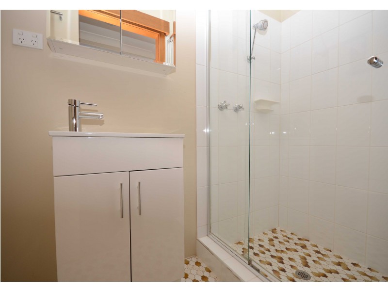 319 Lawrence Street, Wodonga VIC 3690