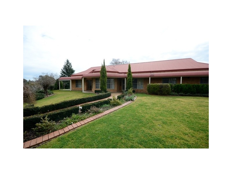 2 Glen Avon Terrace, Wodonga VIC 3690