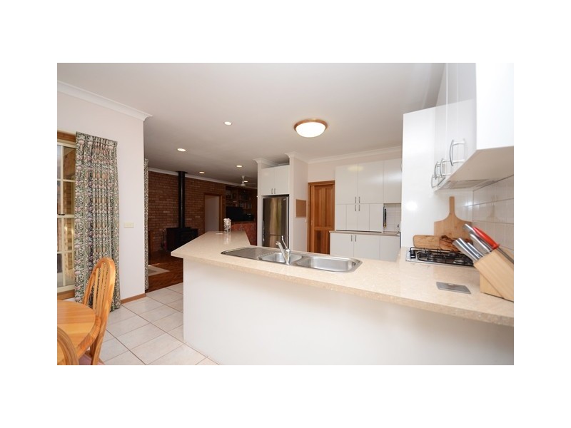 2 Glen Avon Terrace, Wodonga VIC 3690