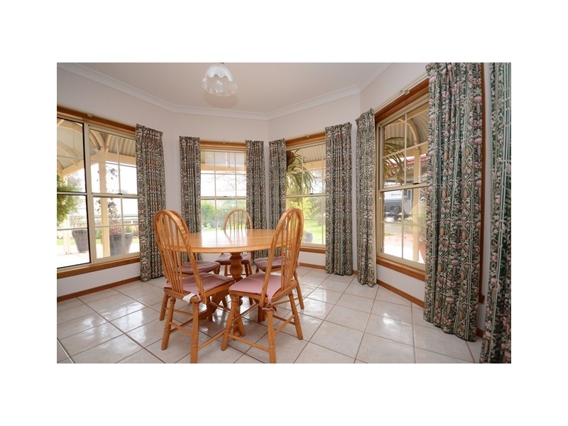 2 Glen Avon Terrace, Wodonga VIC 3690