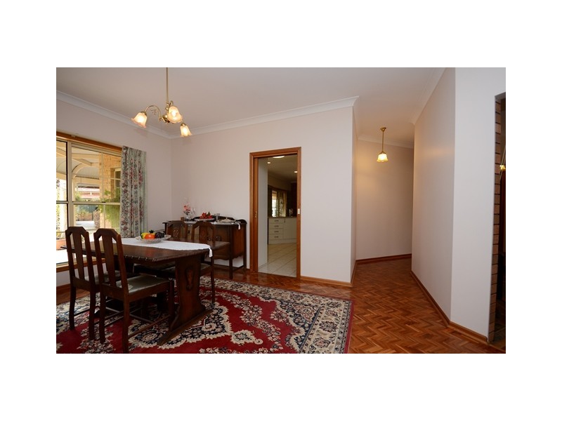 2 Glen Avon Terrace, Wodonga VIC 3690