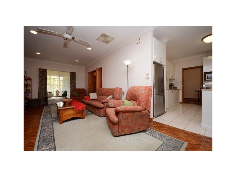 2 Glen Avon Terrace, Wodonga VIC 3690