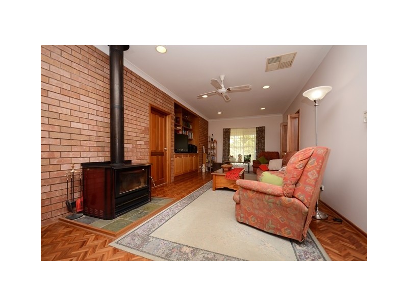 2 Glen Avon Terrace, Wodonga VIC 3690