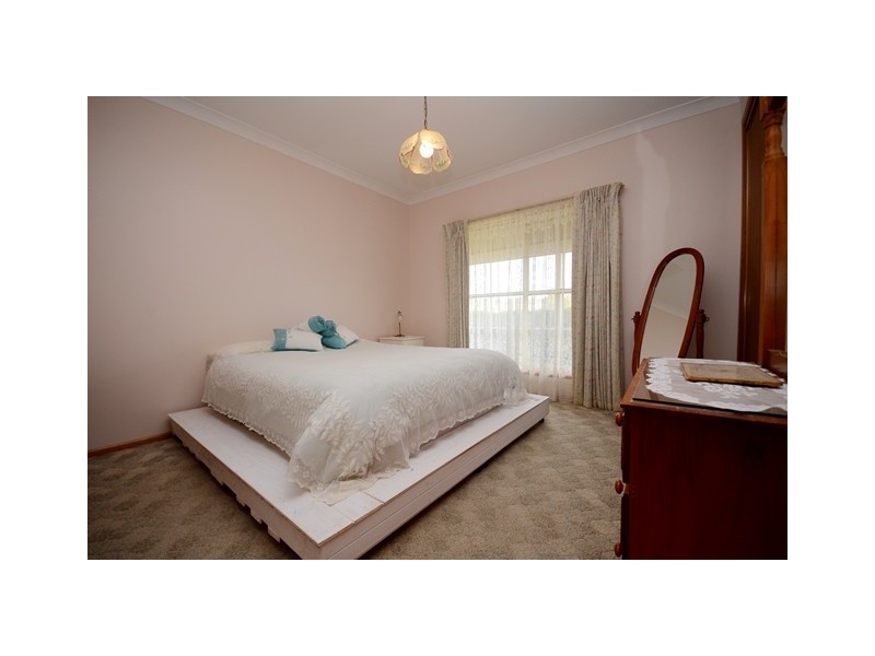 2 Glen Avon Terrace, Wodonga VIC 3690
