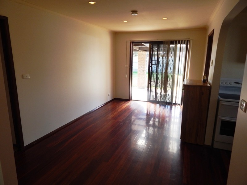 428 Reid Avenue, Lavington NSW 2641