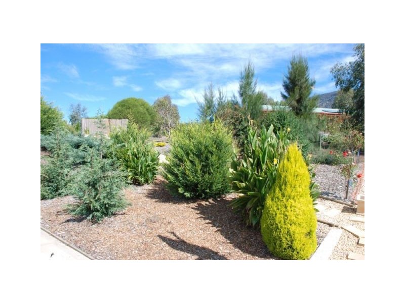 37 Jenkins Lane, Kiewa VIC 3691