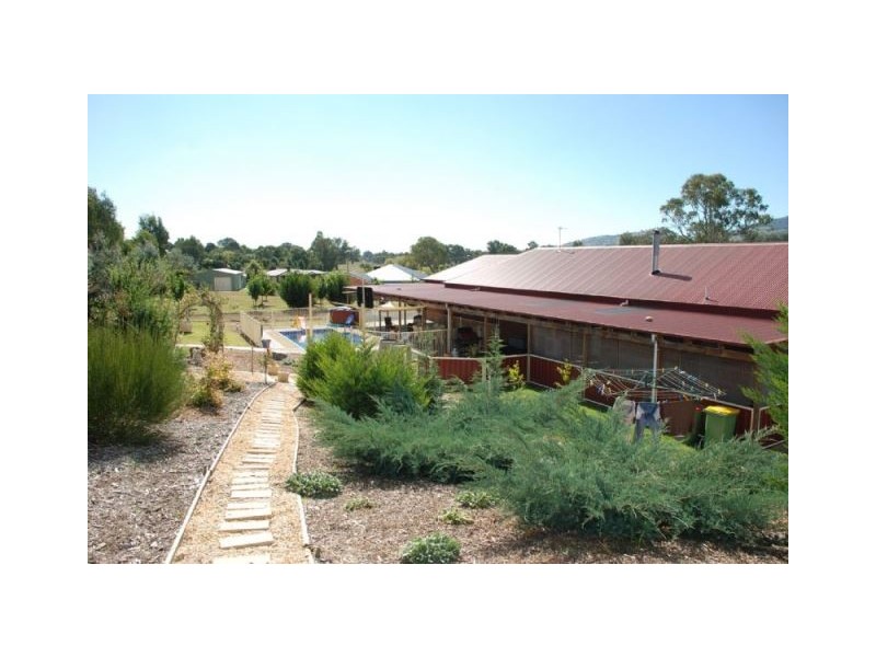 37 Jenkins Lane, Kiewa VIC 3691