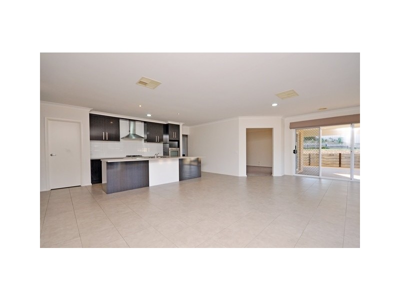 29 Clarendon Avenue, Wodonga VIC 3690
