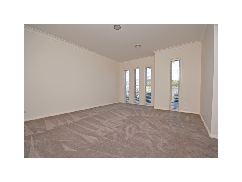 29 Clarendon Avenue, Wodonga VIC 3690