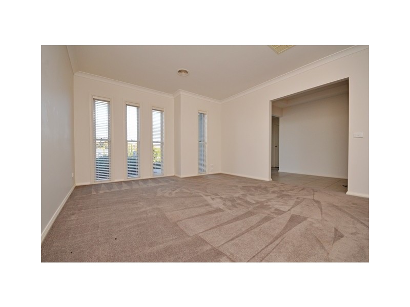 29 Clarendon Avenue, Wodonga VIC 3690