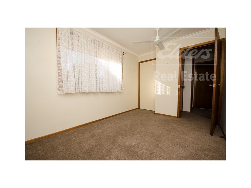2/418 Ross Circuit, Lavington NSW 2641