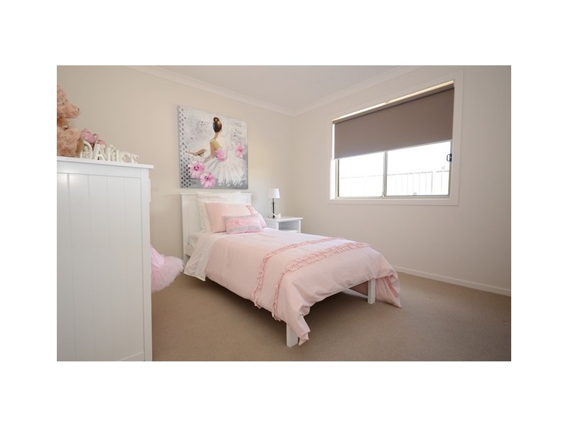 11 Riverside Boulevard, Killara VIC 3691