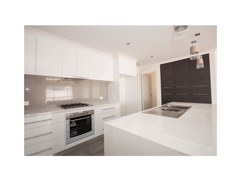 23 Pembroke Crescent, Wodonga VIC 3690