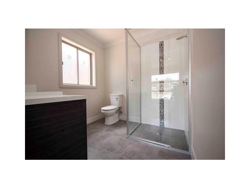 23 Pembroke Crescent, Wodonga VIC 3690