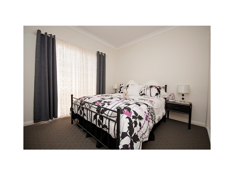 154 Kennedy Street, Howlong NSW 2643