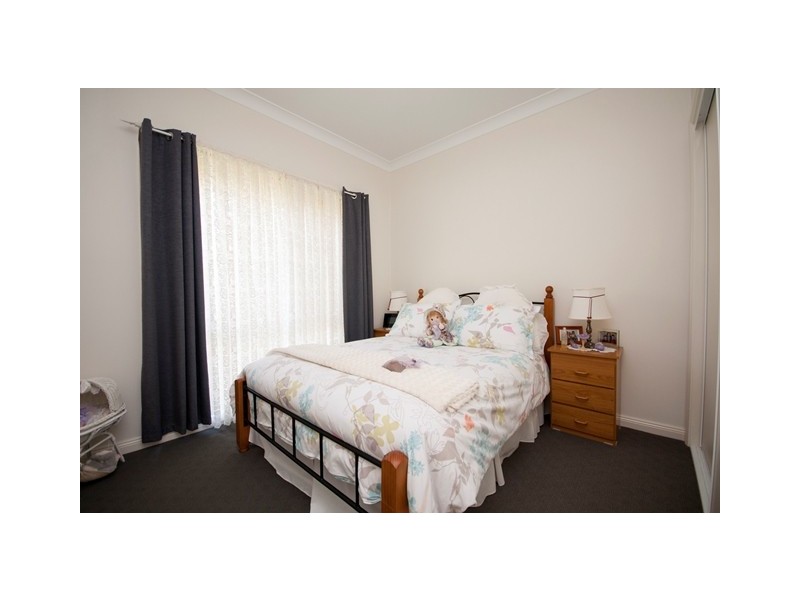 154 Kennedy Street, Howlong NSW 2643