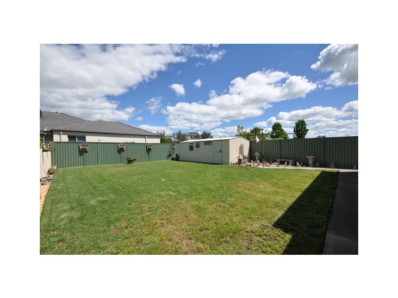 154 Kennedy Street, Howlong NSW 2643