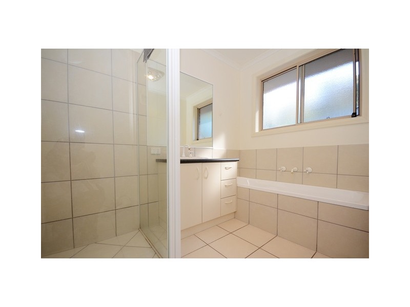 1and2-3 Blair Court, Albury NSW 2640