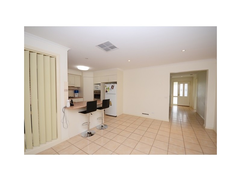 1and2-3 Blair Court, Albury NSW 2640