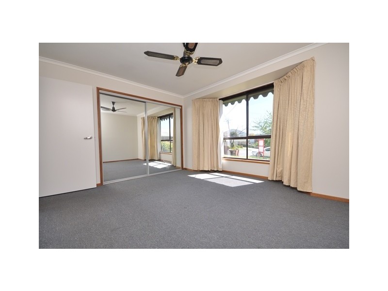 8 Lynch Court, Wodonga VIC 3690