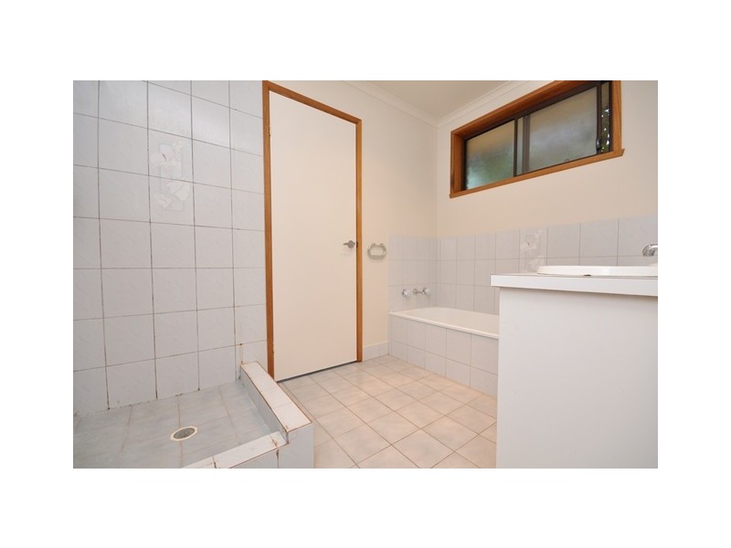 8 Lynch Court, Wodonga VIC 3690