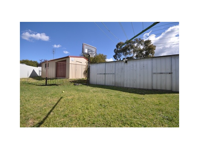 8 Lynch Court, Wodonga VIC 3690