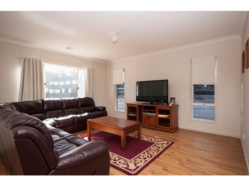 22 Donnington Drive, Wodonga VIC 3690