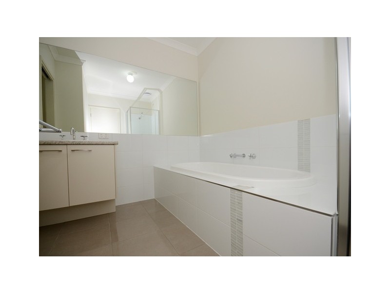 22 Donnington Drive, Wodonga VIC 3690