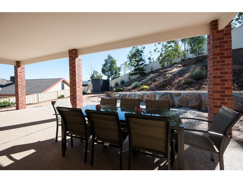 22 Donnington Drive, Wodonga VIC 3690