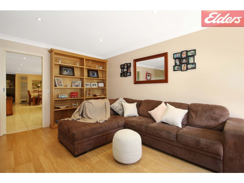 4 Gleneagles Court, Thurgoona NSW 2640