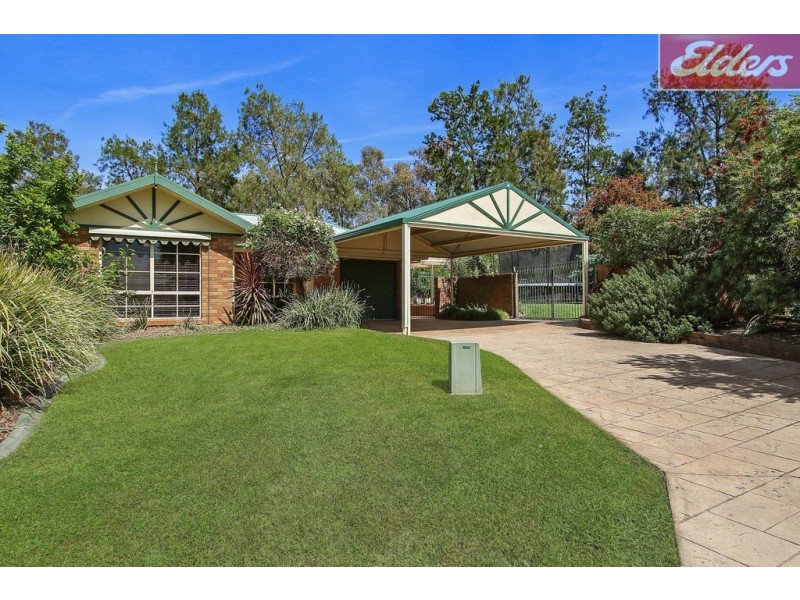 4 Gleneagles Court, Thurgoona NSW 2640